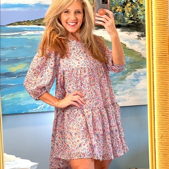BB Dakota, Steve Madden, Floral Easy Wear Dress, Like New, Beautiful! Size Small - Picture 2 of 6
